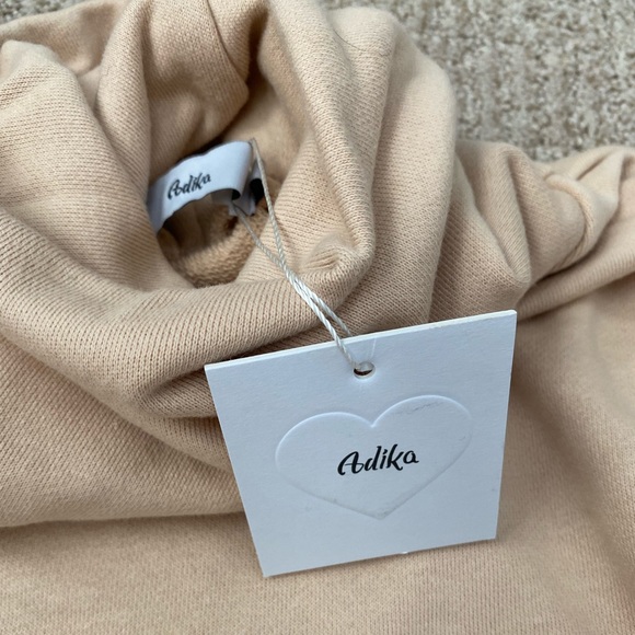 Turtle neck cropped sweatshirt - Picture 2 of 2